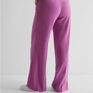 Express Relaxed Trouser Mid Rise